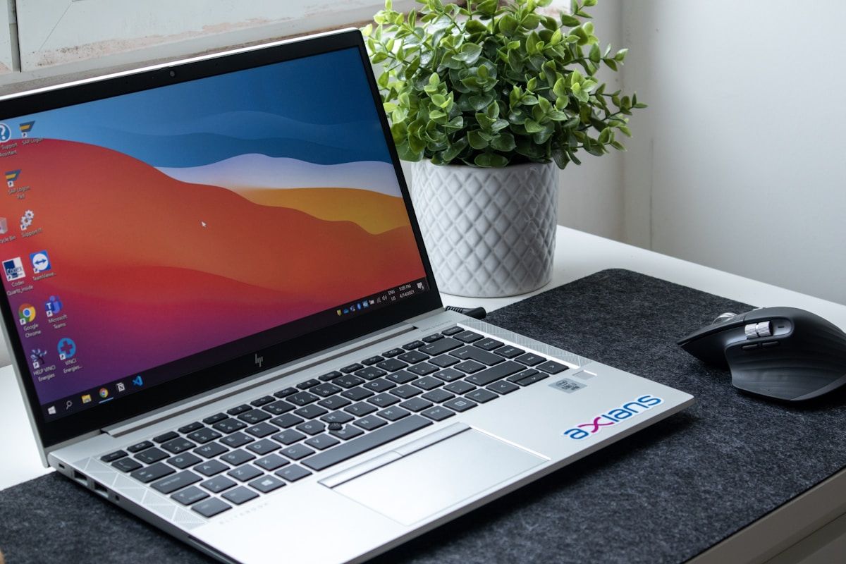Sialkot Freelancer Laptop Guide: Best Used Under Rs. 80,000