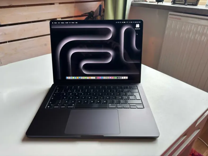 Apple MacBook Pro 14 M3 Apple M3 16GB 256GB — used Apple laptop, price in Pakistan at NN Laptops Hafeez Center Lahore