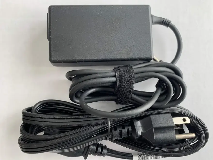 HP Original 65W Smart Pin Blue Tip Charger for EliteBook 840 G5 — used HP laptop, price in Pakistan at NN Laptops Hafeez Center Lahore