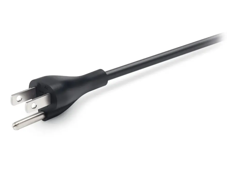Lenovo 135W USB-C PD Slim Adapter for ThinkPad P15s / P14s Workstation — used Lenovo laptop, price in Pakistan at NN Laptops Hafeez Center Lahore