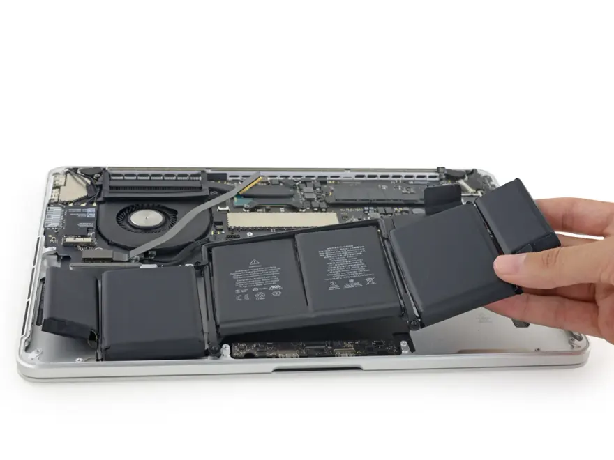 MacBook Pro 13″ 2015 Battery (A1502) — used Apple laptop, price in Pakistan at NN Laptops Hafeez Center Lahore