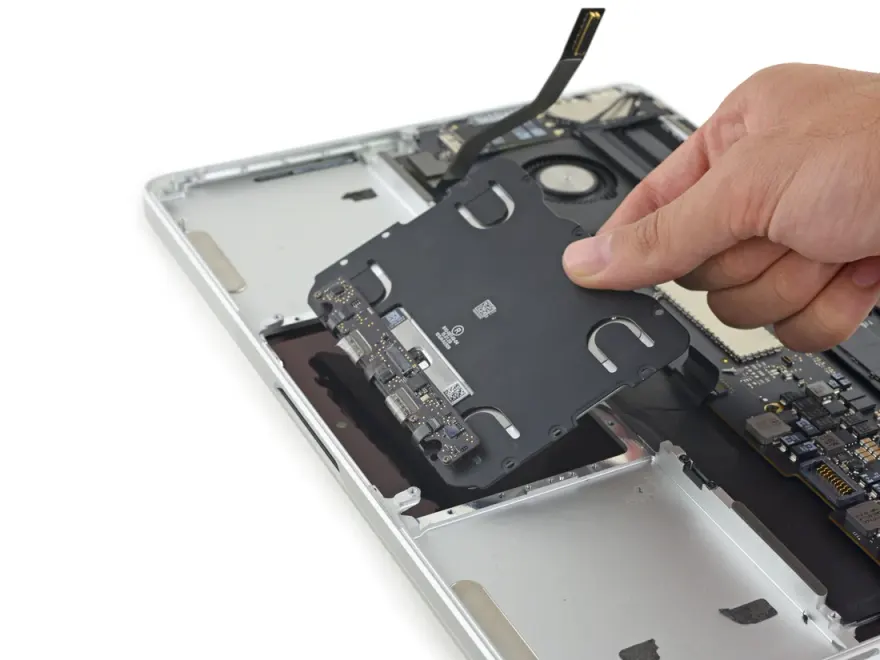 MacBook Pro 13″ 2015 Trackpad (A1502) — used Apple laptop, price in Pakistan at NN Laptops Hafeez Center Lahore