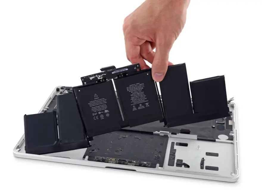 MacBook Pro 15″ 2015 (A1398) Battery — used Apple laptop, price in Pakistan at NN Laptops Hafeez Center Lahore