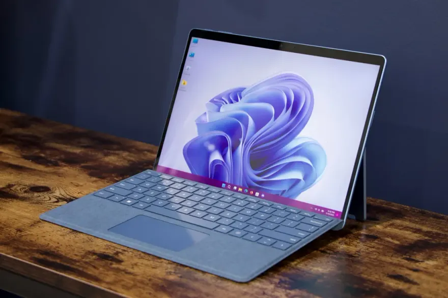 Microsoft Surface Pro 9 i7-1255U 16GB 512GB — used Microsoft laptop, price in Pakistan at NN Laptops Hafeez Center Lahore