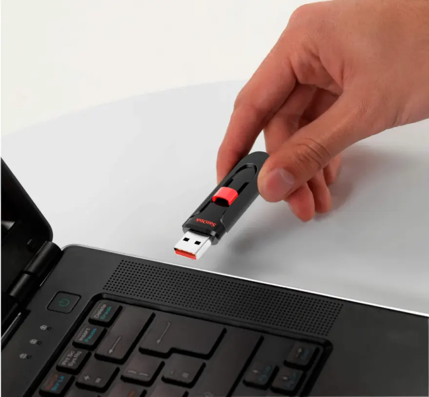 USB Flash 64GB (SanDisk Ultra) — original accessories at NN Laptops, Hafeez Center Lahore Pakistan